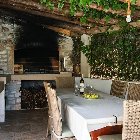 Villa Matulic Postira